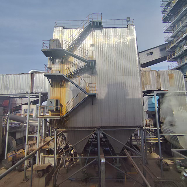电袋西宁除尘器工程案例： 130T/h锅炉配套电袋西宁除尘器